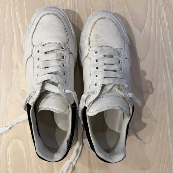 Alexander McQueen Court Shoes - Picture 1 of 4